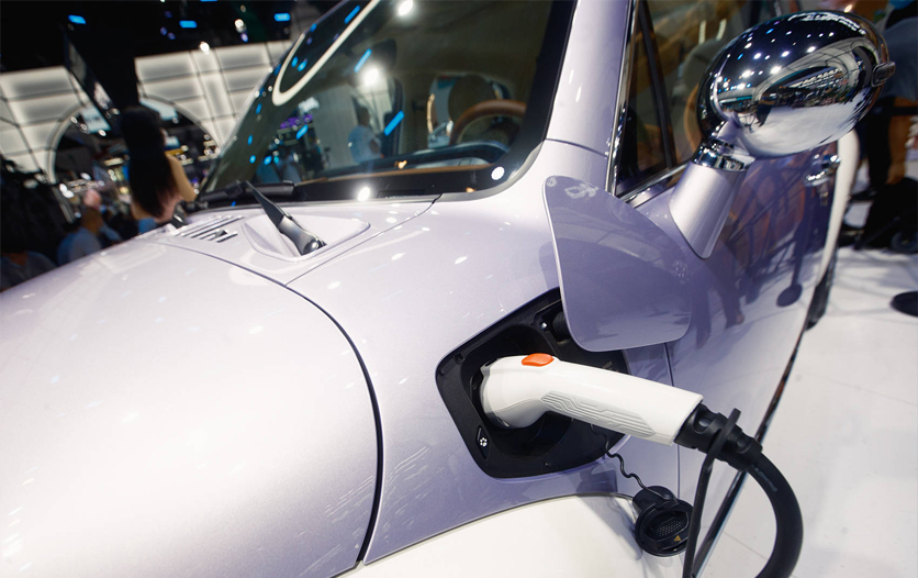 我国“新三样”出口市场火爆!一季度汽车出口量超日本,今年有望成为全球第一